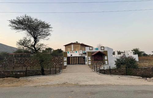 Mahua Monks -Villa Resort Udaipur,,2 star