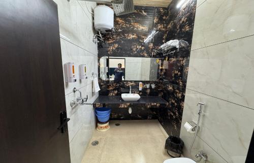 mahua monks villa resort udaipur