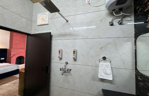 mahua monks villa resort udaipur