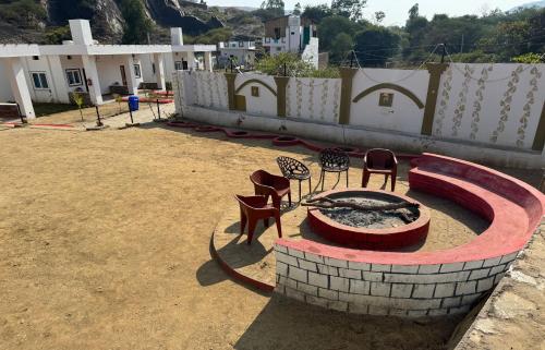 mahua monks villa resort udaipur