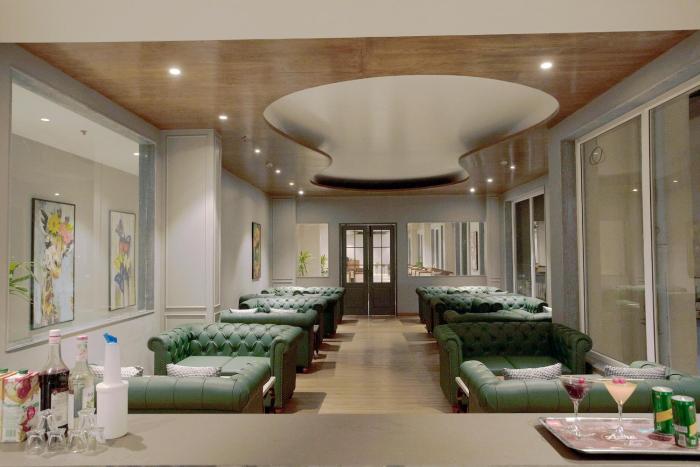 astra resort and caffe