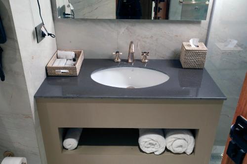 astra resort and caffe