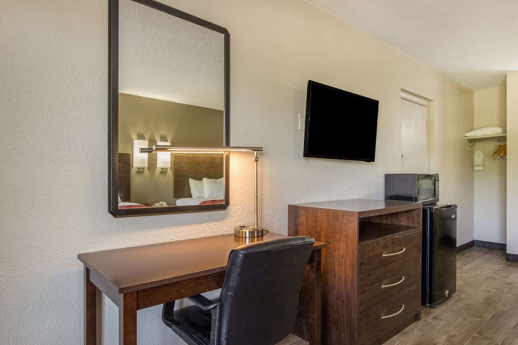 econo lodge fort knox