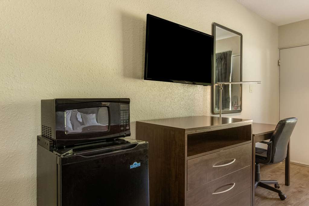econo lodge fort knox