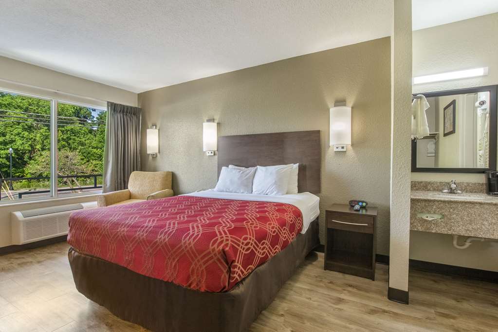 econo lodge fort knox
