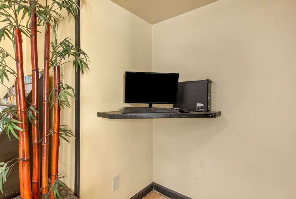 econo lodge fort knox