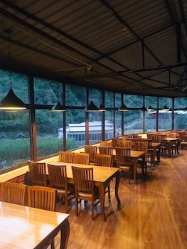 Baromas Resort And Camping,,3 star