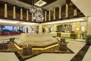 Hilton Al Hamra Beach & Golf Resort,Near Al Hamra Marina And Yacht Club,5 star