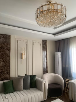 Wahde Fz-Llc,W Near Al Maktoum Airport - Dubai South,0 star