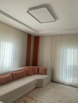 Wahde Fz-Llc,W Near Al Maktoum Airport - Dubai South,0 star