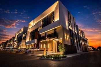 liora hotel