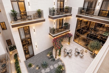 liora hotel