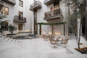 liora hotel