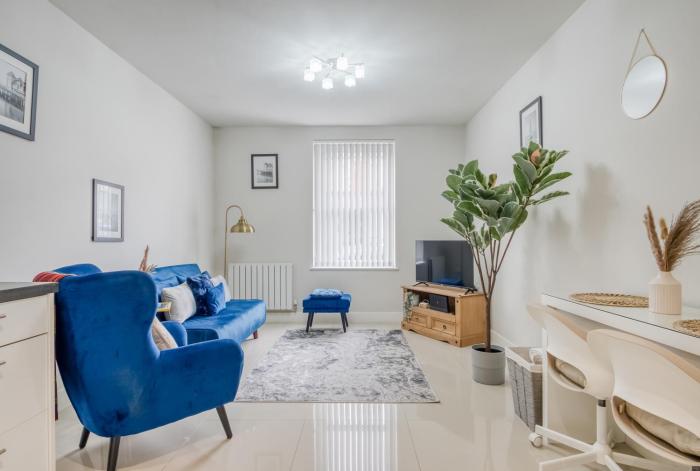 spacious 1 bedroom near hospital