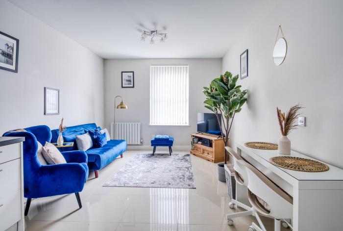 spacious 1 bedroom near hospital