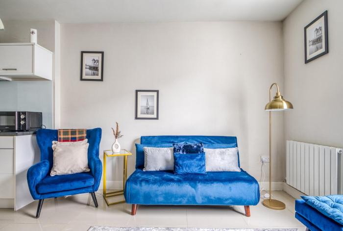 spacious 1 bedroom near hospital