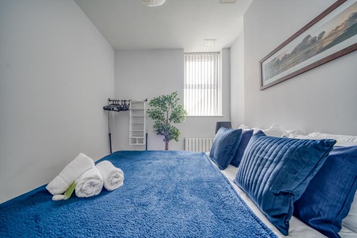 spacious 1 bedroom near hospital