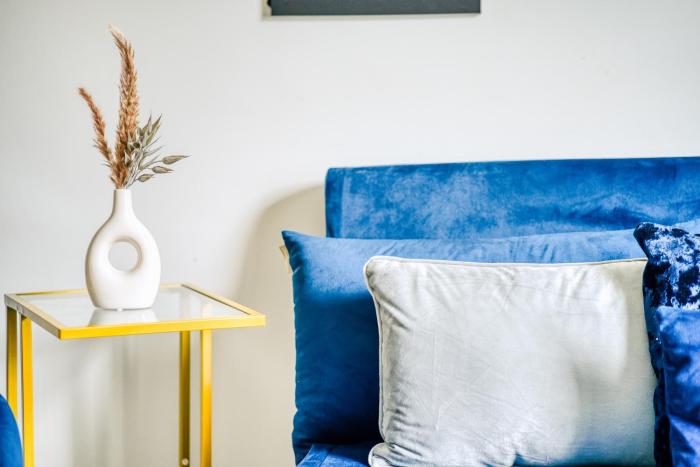 spacious 1 bedroom near hospital