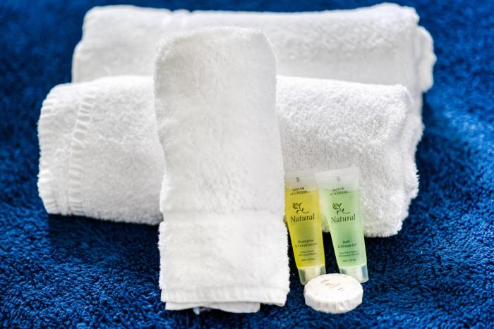 spacious 1 bedroom near hospital