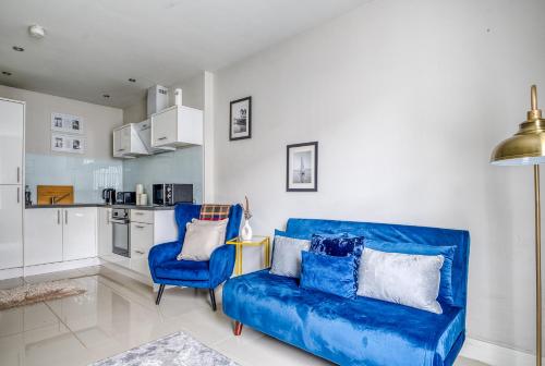 spacious 1 bedroom near hospital