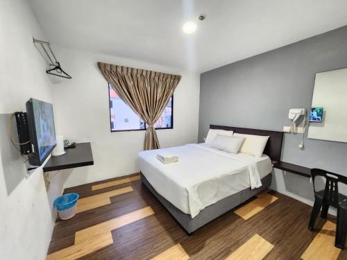 the ardens hotel taman johor jaya