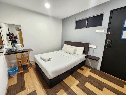 the ardens hotel taman johor jaya