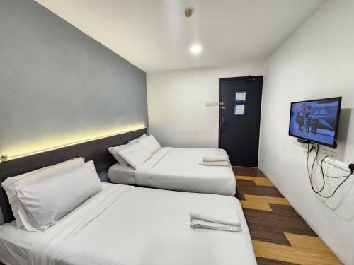the ardens hotel taman johor jaya