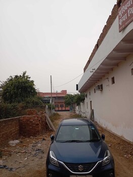 Kishori Seva Sadan,,2 star