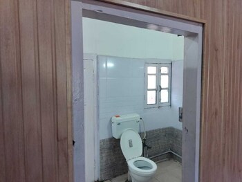 Castleton Casa,,4 star