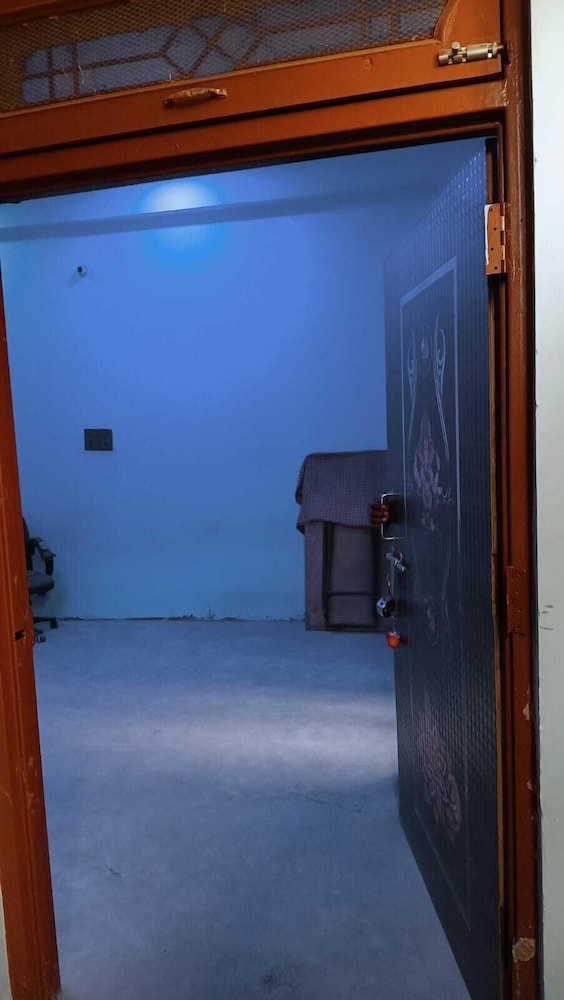 seeta nursery narayani ashram