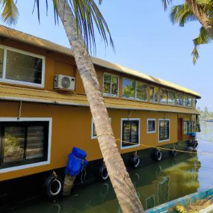 vinayak house boats