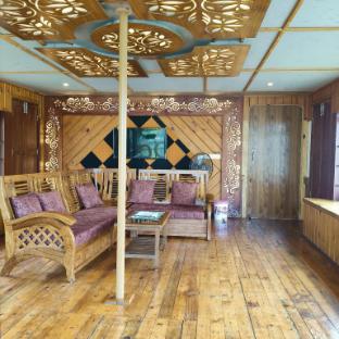vinayak house boats
