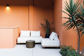 eze beach residence