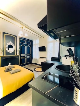 studio royal