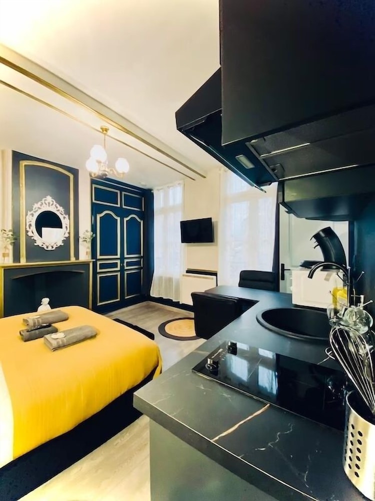 studio royal