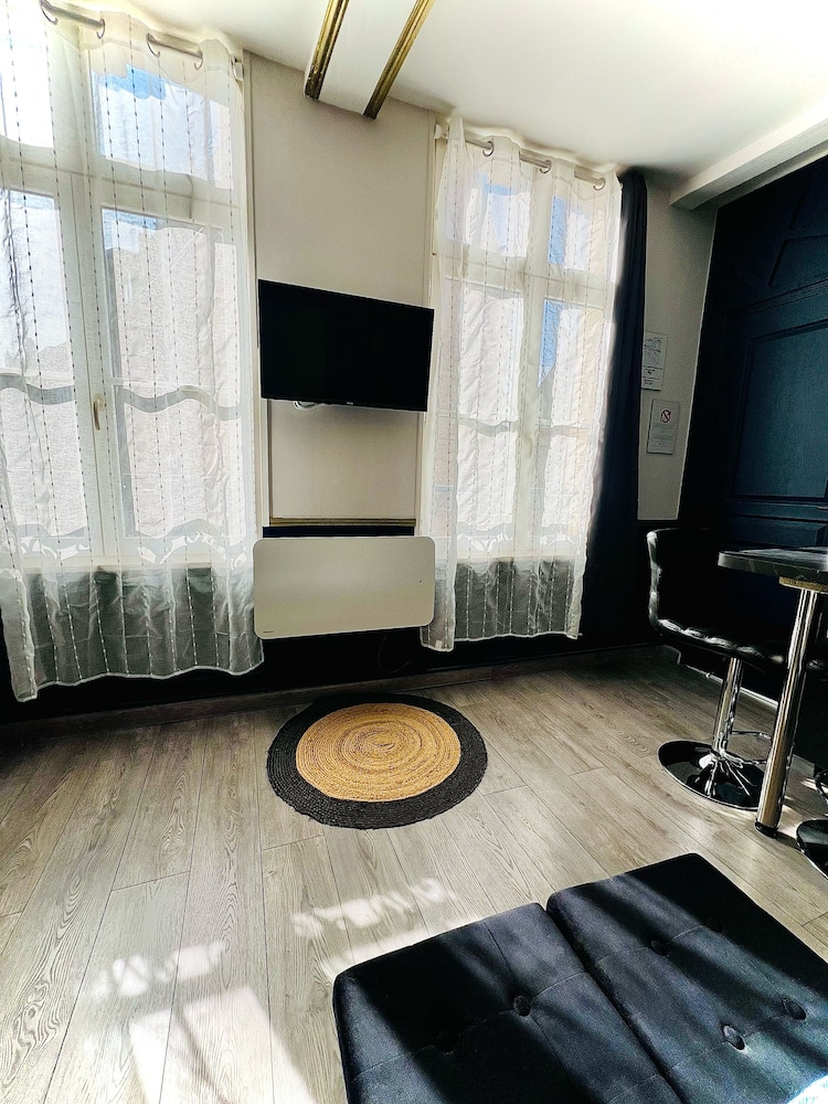 studio royal