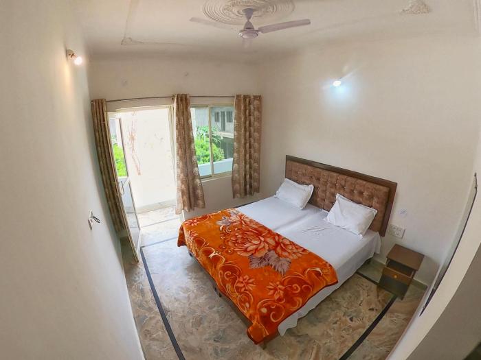karma hostel