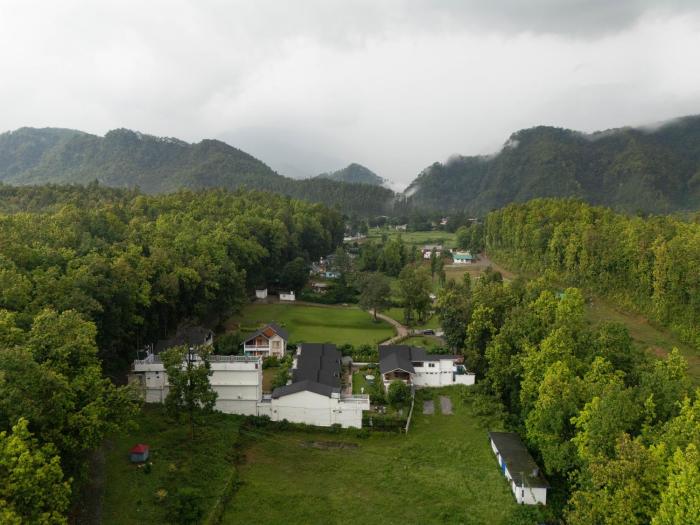 megha resort and villas dehradun where nature pampers you