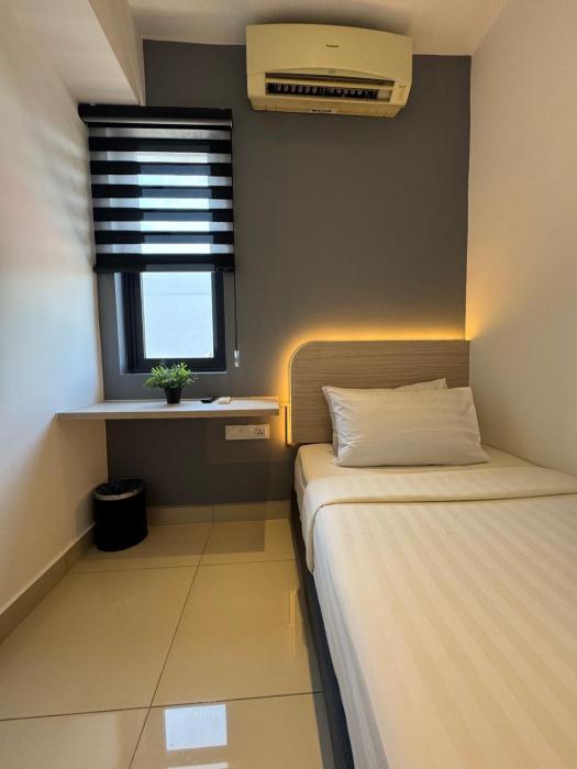 maca hotel by sky hive