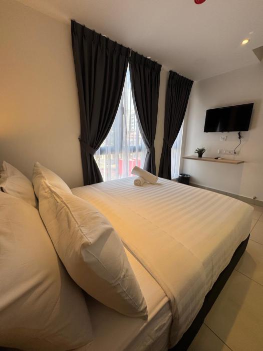 maca hotel by sky hive