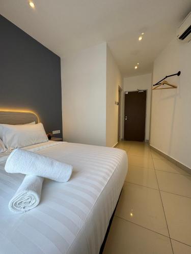 maca hotel by sky hive