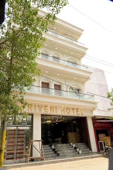triveni gest house
