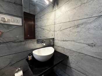 dilan residency villa 5 bedroom centrally heated