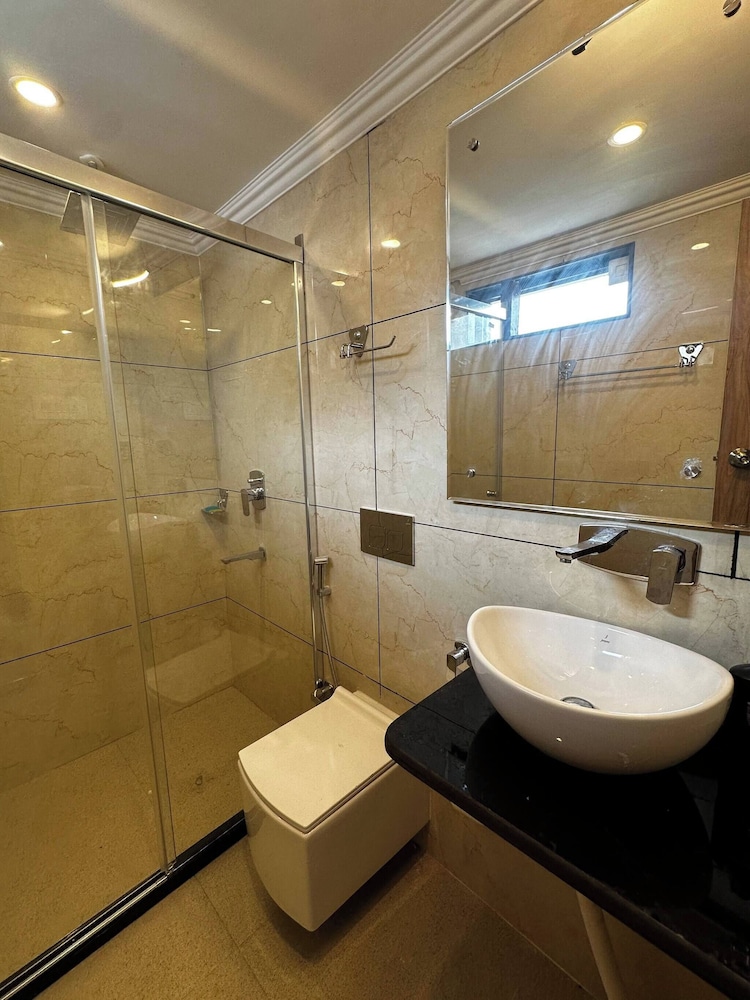 dilan residency villa 5 bedroom centrally heated