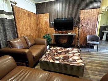 dilan residency villa 5 bedroom centrally heated