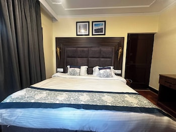 dilan residency villa 5 bedroom centrally heated