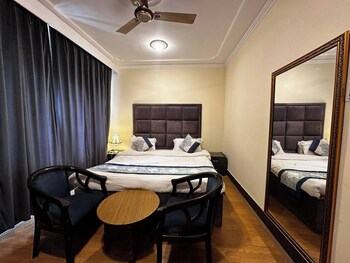 dilan residency villa 5 bedroom centrally heated