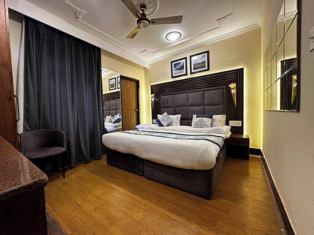 dilan residency villa 5 bedroom centrally heated