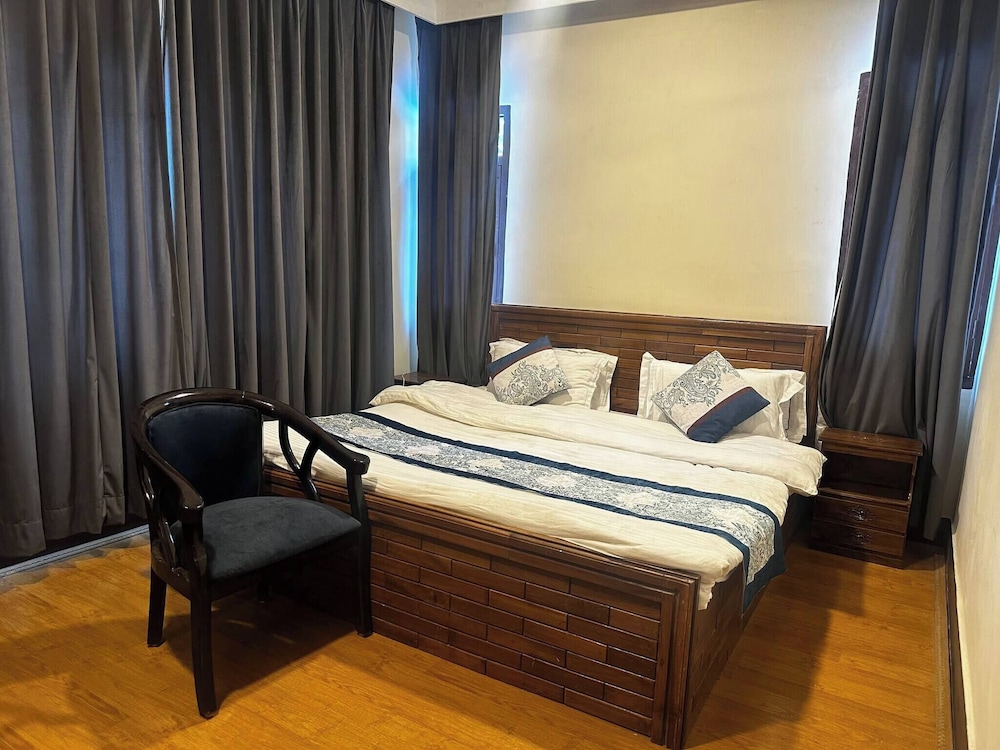 dilan residency villa 5 bedroom centrally heated