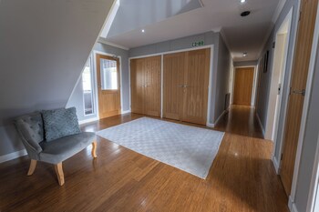 Mizpah Bed & Breakfast,,2 star